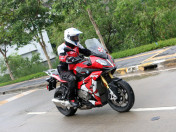 BMW S1000XR สปอร์ตทัวริ่ง พลังแรง ออปชั่นแน่น
