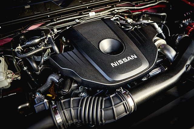 Nissan Navara NP300 King Cab Calibra E 6 MT Black Edition นิสสัน นาวาร่า ปี 2019 : ภาพที่ 14