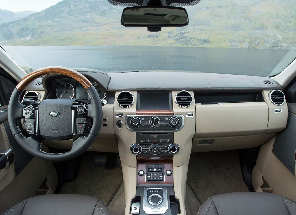 Land Rover Discovery 4 SDV6 3.0L HSE แลนด์โรเวอร์ ดีสคัฟเวอรรี่ ปี 2014 : ภาพที่ 5