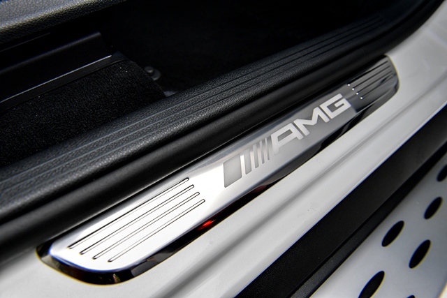 Mercedes-benz AMG GLC 43 4MATIC Coupe' เมอร์เซเดส-เบนซ์ เอเอ็มจี ปี 2017 : ภาพที่ 17