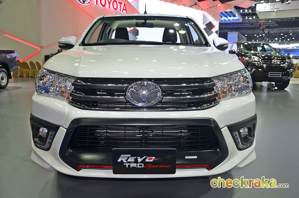 Toyota Revo Smart Cab 2.4 TRD Sportivo โตโยต้า รีโว่ ปี 2016 : ภาพที่ 8