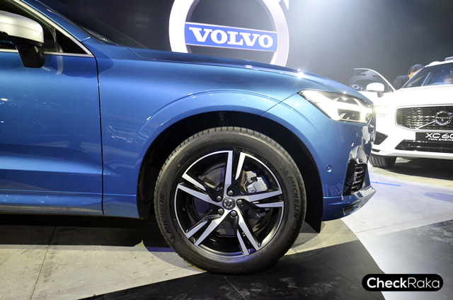 Volvo XC60 Recharge T8 AWD R-Design วอลโว่ เอ็กซ์ซี60 ปี 2020 : ภาพที่ 7