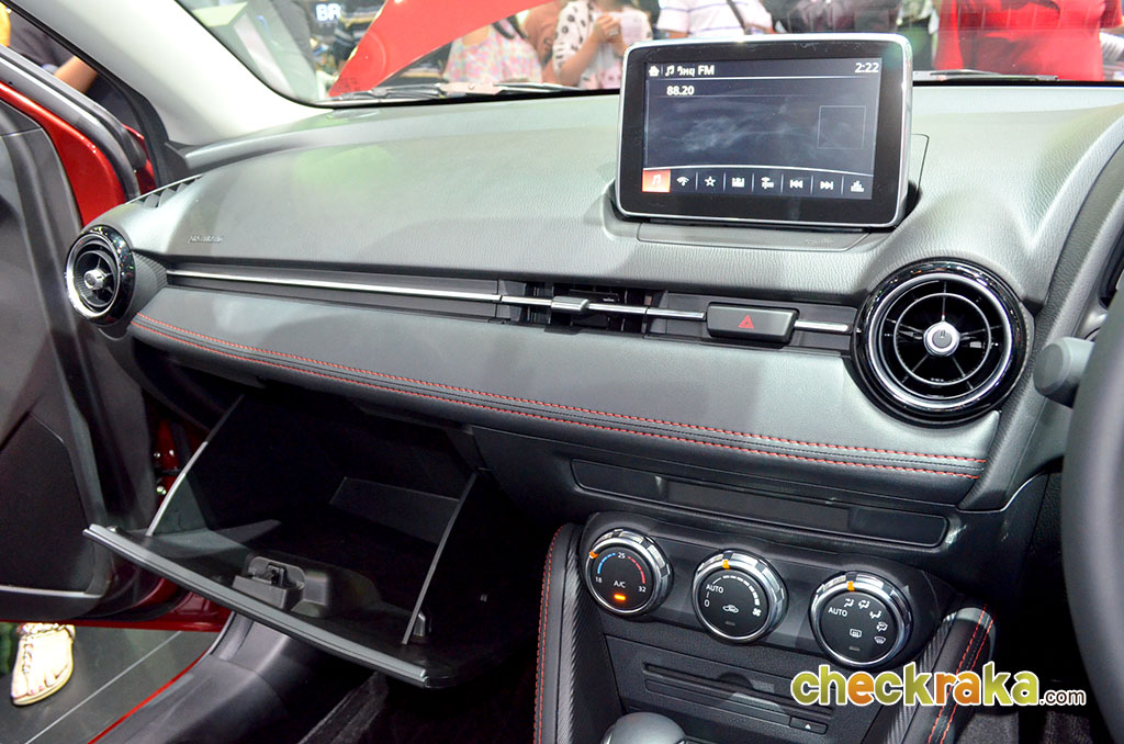 Mazda 2 Sports XD High Plus AT มาสด้า ปี 2014 : ภาพที่ 12