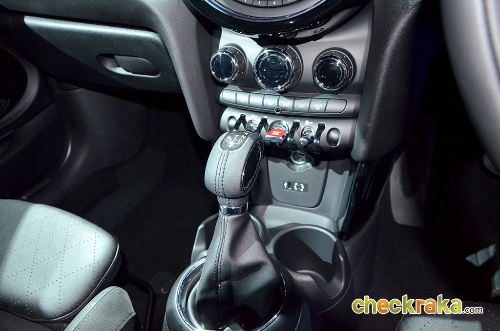 Mini Hatch 3 Door Cooper มินิ แฮทช์ 3 ประตู ปี 2014 : ภาพที่ 15