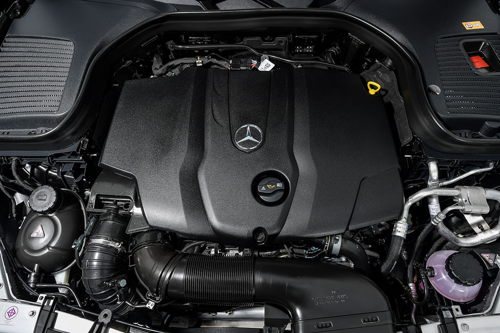 Mercedes-benz GLC-Class GLC 250 d 4Matic Coupe AMG Dynamic เมอร์เซเดส-เบนซ์ จีแอลซี ปี 2016 : ภาพที่ 10