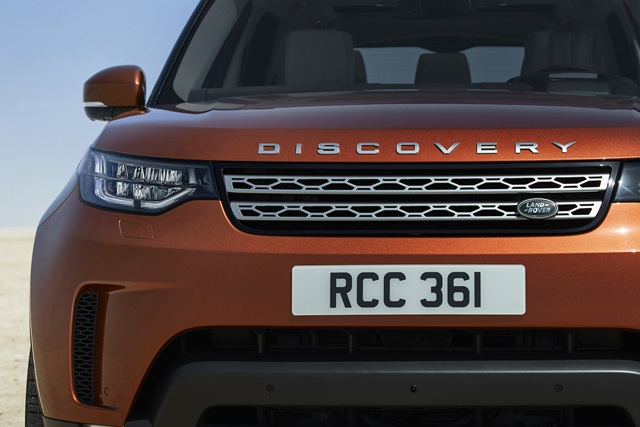 Land Rover Discovery TD6 3.0 SE MY17 แลนด์โรเวอร์ ดีสคัฟเวอรรี่ ปี 2017 : ภาพที่ 5