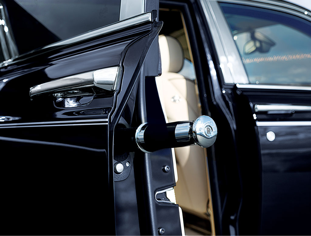 Rolls-Royce Phantom Series II LWB โรลส์-รอยซ์ แฟนทอมซีรีส์ทู ปี 2012 : ภาพที่ 6