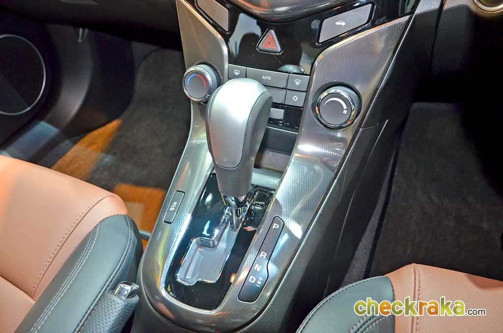 Chevrolet Cruze 1.8 LTZ AT เชฟโรเลต ครูซ ปี 2015 : ภาพที่ 9