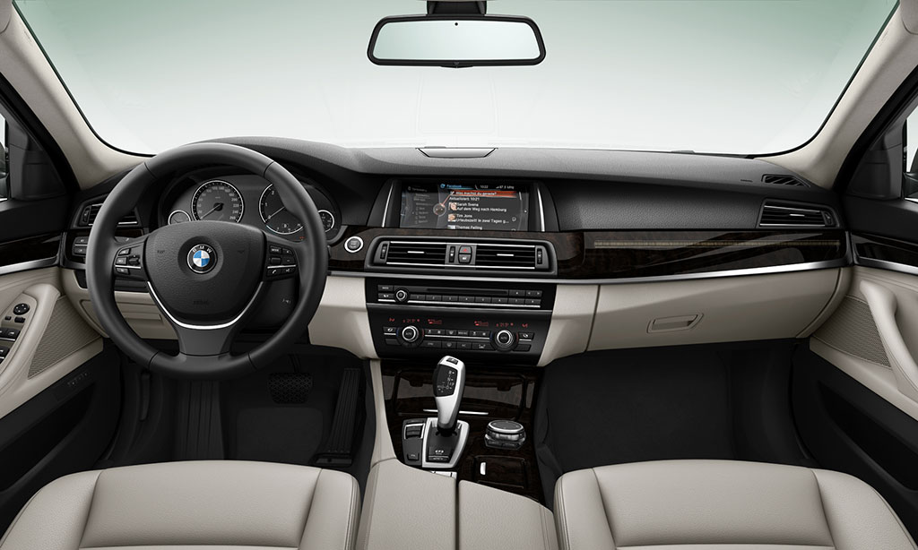 BMW Series 5 525d Celebration Edition บีเอ็มดับเบิลยู ซีรีส์5 ปี 2016 : ภาพที่ 5