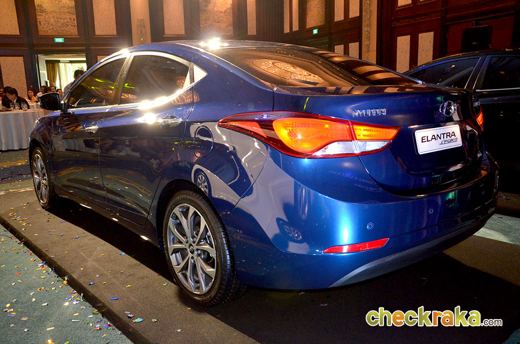 Hyundai Elantra Sport 1.8 GLS Navi ฮุนได อีแลนทรา ปี 2014 : ภาพที่ 13