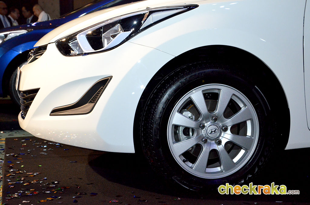 Hyundai Elantra Sport 1.8 GL ฮุนได อีแลนทรา ปี 2014 : ภาพที่ 11