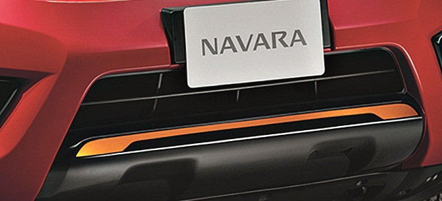 Nissan Navara NP300 Double Cab Calibra E 6 MT Black Edition นิสสัน นาวาร่า ปี 2019 : ภาพที่ 3