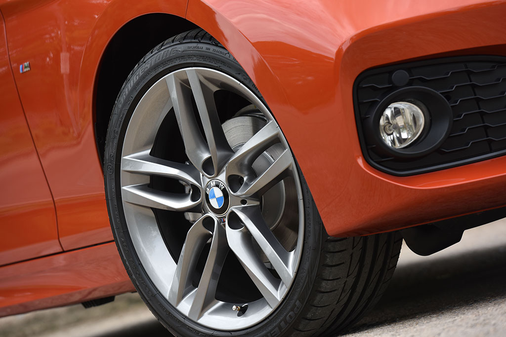 BMW Series 1 118i M Sport บีเอ็มดับเบิลยู ซีรีส์ 1 ปี 2015 : ภาพที่ 3