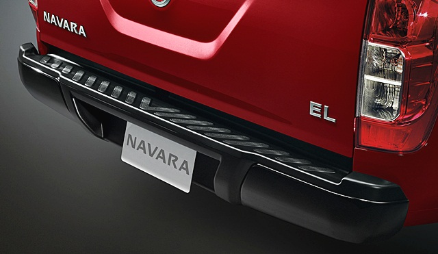 Nissan Navara NP300 Double Cab Calibra EL 7 AT Black Edition นิสสัน นาวาร่า ปี 2019 : ภาพที่ 8