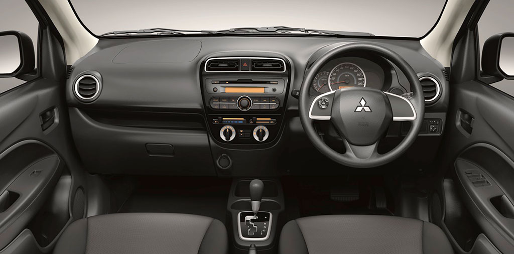 Mitsubishi Attrage GLS CVT มิตซูบิชิ แอททราจ ปี 2015 : ภาพที่ 10