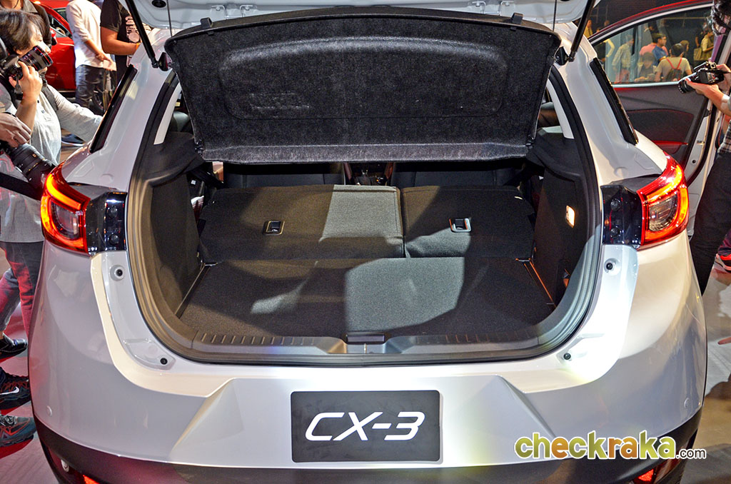 Mazda CX-3 1.5 XDL มาสด้า ซีเอ็กซ์-3 ปี 2017 : ภาพที่ 19