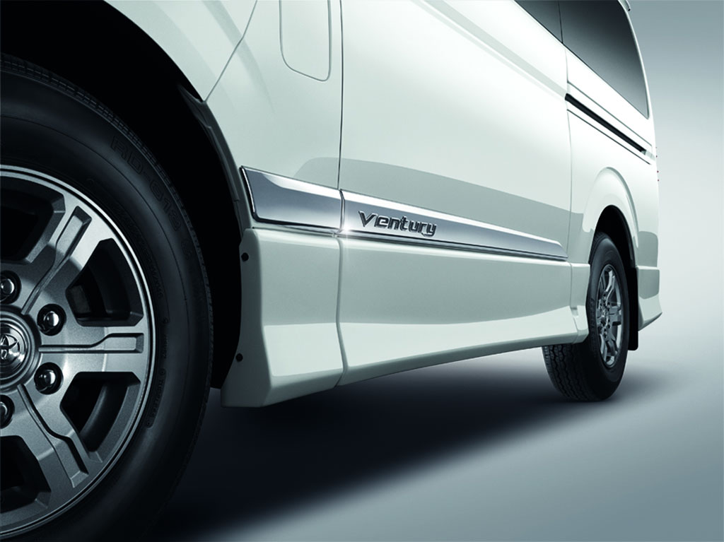 Toyota Ventury 3.0 V โตโยต้า เวนจูรี่ ปี 2014 : ภาพที่ 5