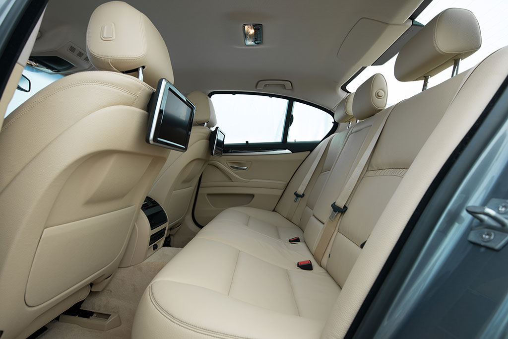 BMW Series 5 528i Luxury บีเอ็มดับเบิลยู ซีรีส์5 ปี 2014 : ภาพที่ 10