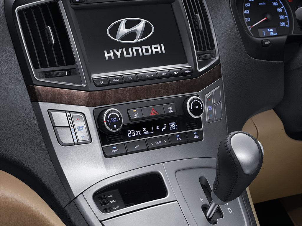 Hyundai H1 Deluxe ฮุนได H1 ปี 2016 : ภาพที่ 9