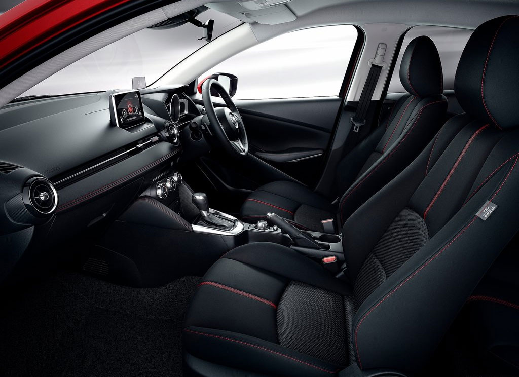 Mazda 2 Sports XD High Plus AT มาสด้า ปี 2014 : ภาพที่ 4