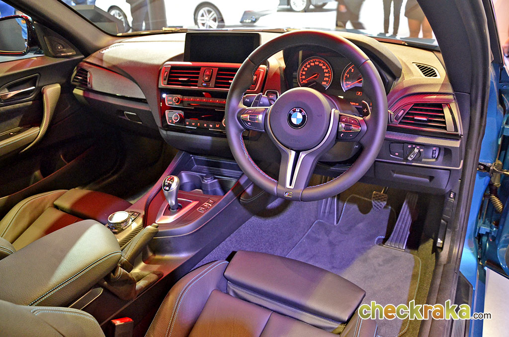 BMW M2 Coupe บีเอ็มดับเบิลยู เอ็ม2 ปี 2016 : ภาพที่ 16