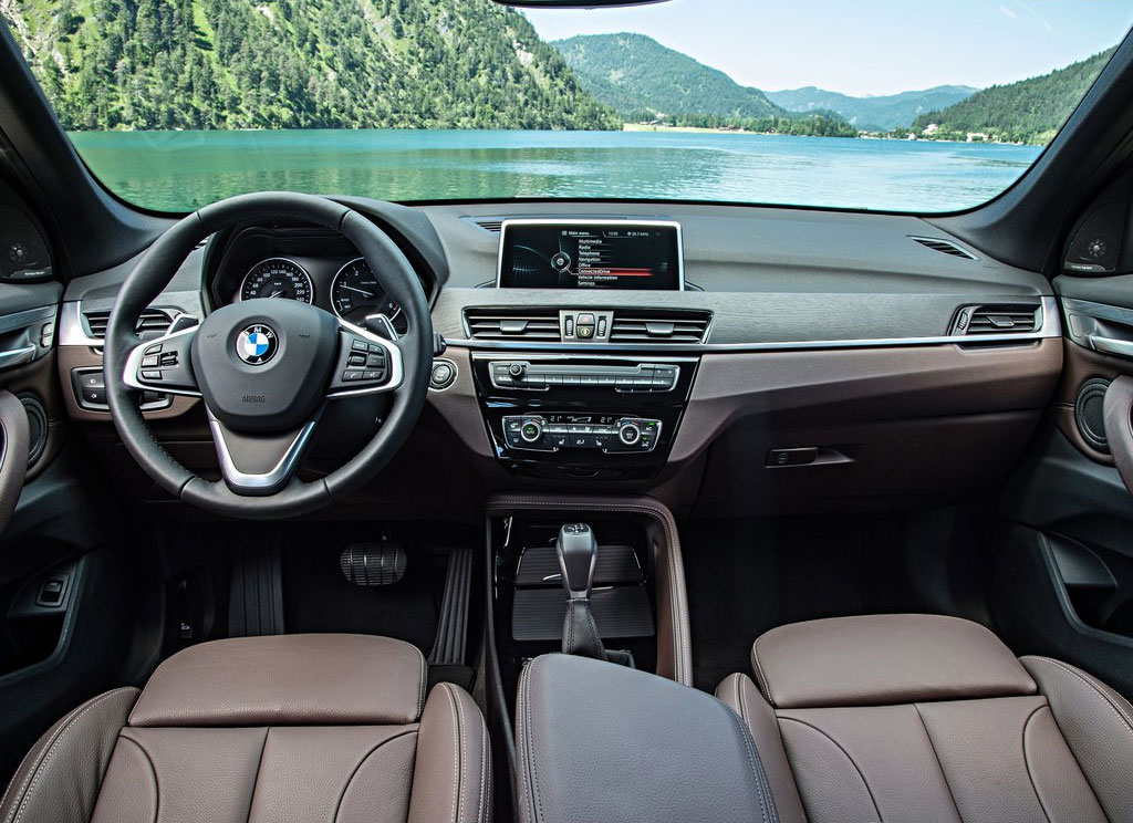 BMW X1 sDrive18i xLine บีเอ็มดับเบิลยู เอ็กซ์1 ปี 2016 : ภาพที่ 5
