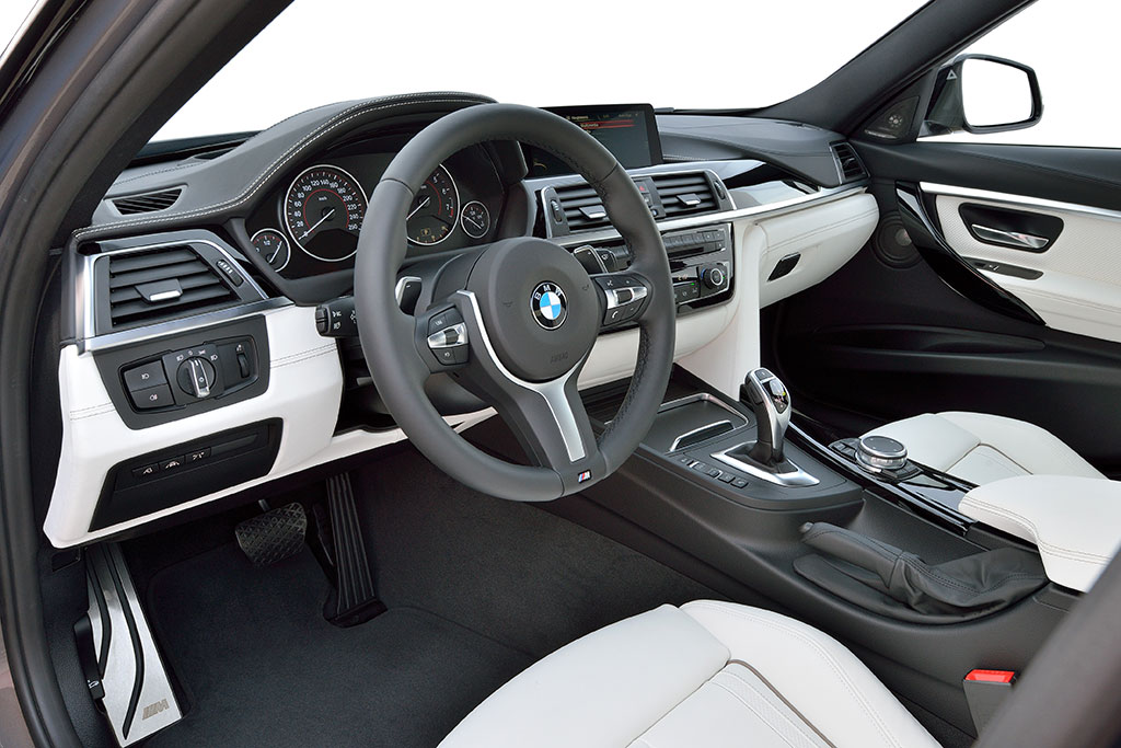 BMW Series 3 330i M Sport MY19 บีเอ็มดับเบิลยู ซีรีส์3 ปี 2015 : ภาพที่ 4