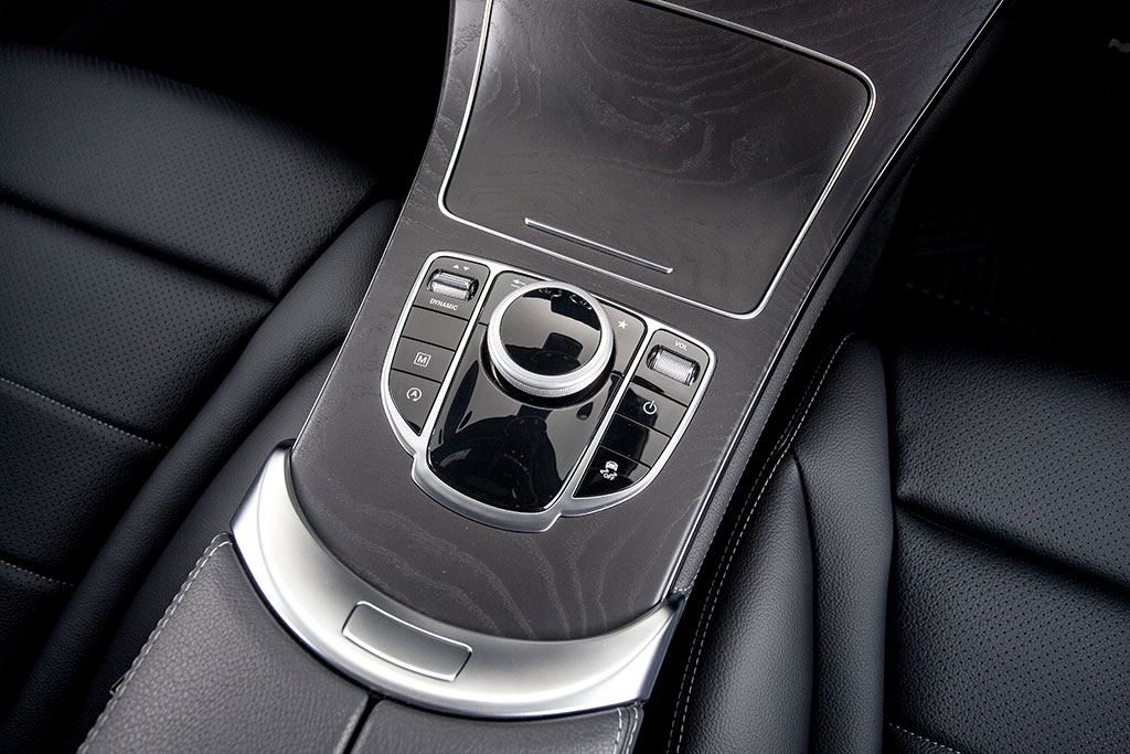Mercedes-benz GLC-Class GLC 250 D 4Matic AMG Dynamic เมอร์เซเดส-เบนซ์ จีแอลซี ปี 2015 : ภาพที่ 7