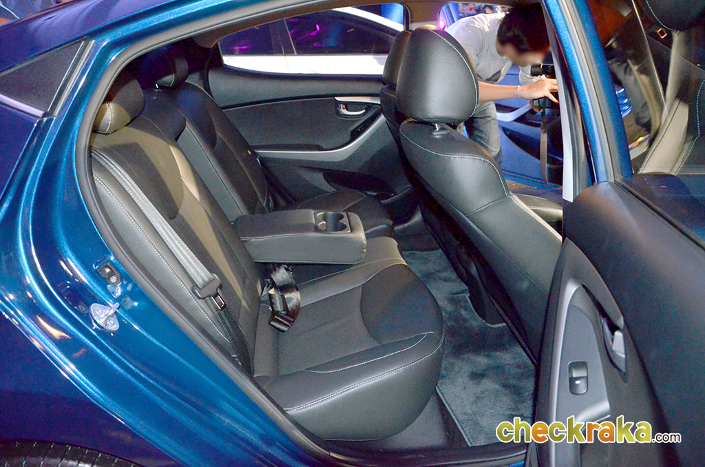 Hyundai Elantra Sport 1.8 GLS Navi ฮุนได อีแลนทรา ปี 2014 : ภาพที่ 18