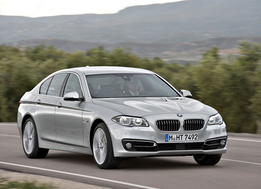 BMW Series 5 525d Luxury บีเอ็มดับเบิลยู ซีรีส์5 ปี 2014 : ภาพที่ 2