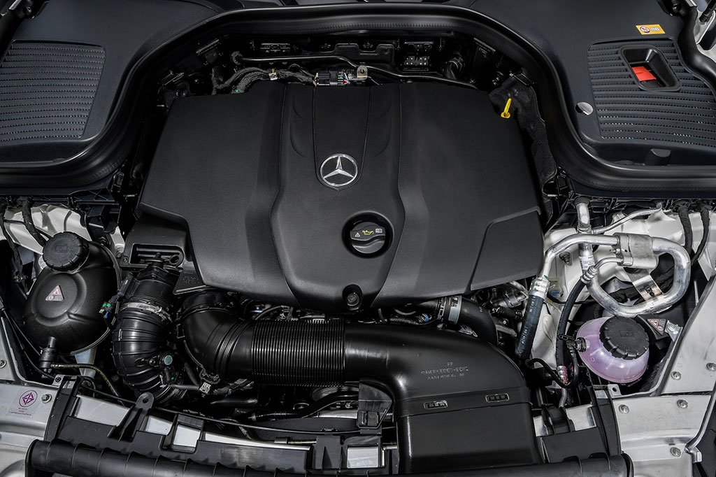 Mercedes-benz GLC-Class GLC 220 d AMG Dynamic เมอร์เซเดส-เบนซ์ จีแอลซี ปี 2016 : ภาพที่ 5
