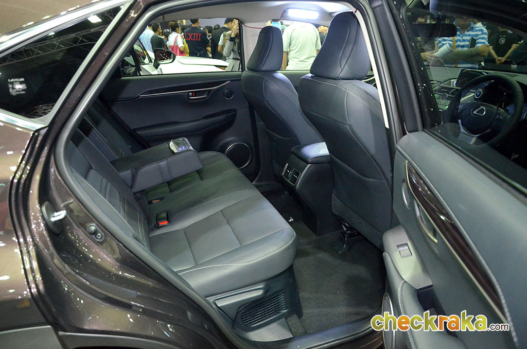 Lexus NX 300h Luxury เลกซัส เอ็นเอ็กซ์ ปี 2014 : ภาพที่ 17