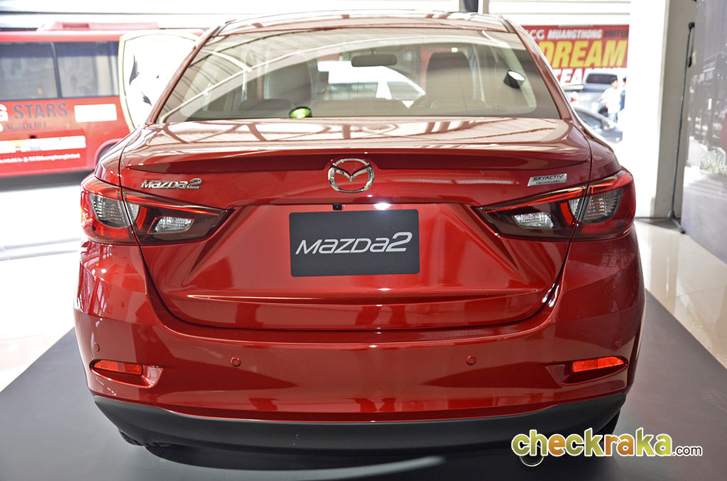 Mazda 2 1.3 Sedan High Plus มาสด้า ปี 2017 : ภาพที่ 8