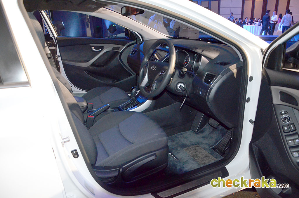 Hyundai Elantra Sport 1.8 GL ฮุนได อีแลนทรา ปี 2014 : ภาพที่ 13