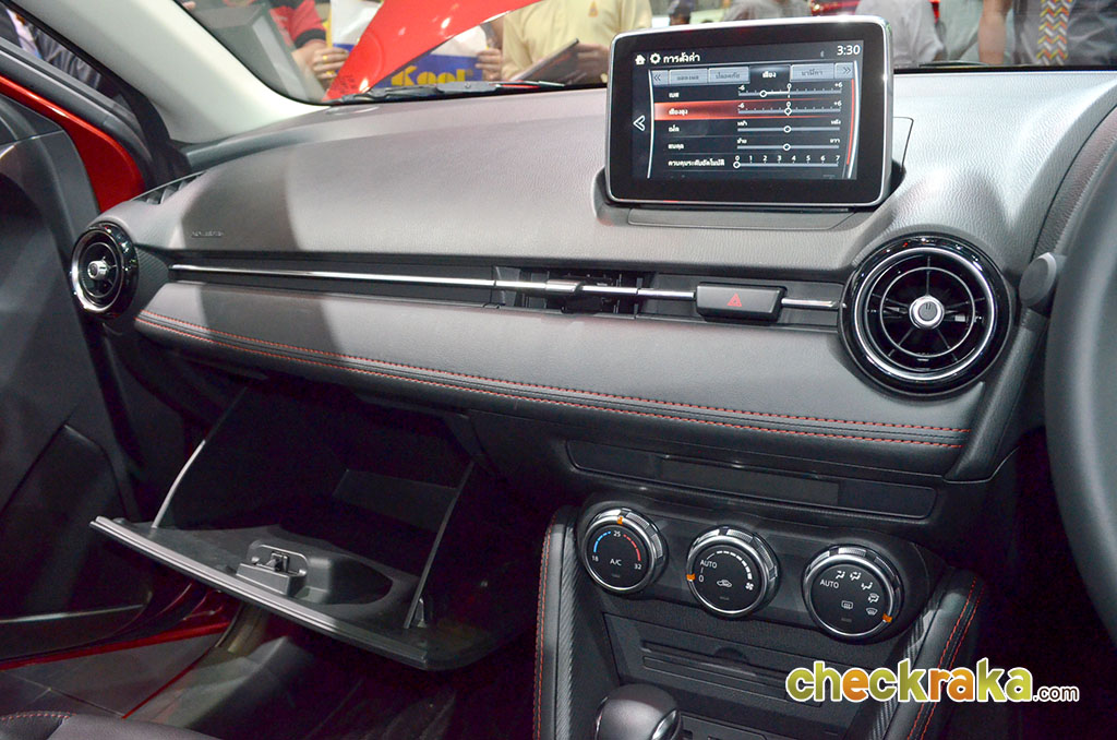 Mazda 2 Sedan XD High Connect AT มาสด้า ปี 2015 : ภาพที่ 13