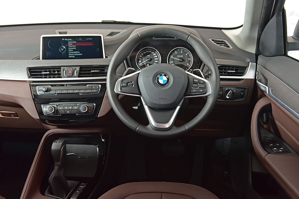 BMW X1 sDrive18d xLine บีเอ็มดับเบิลยู เอ็กซ์1 ปี 2016 : ภาพที่ 5