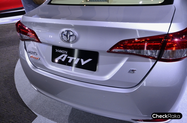 Toyota Yaris ATIV 1.2 E โตโยต้า ยาริส ปี 2017 : ภาพที่ 11