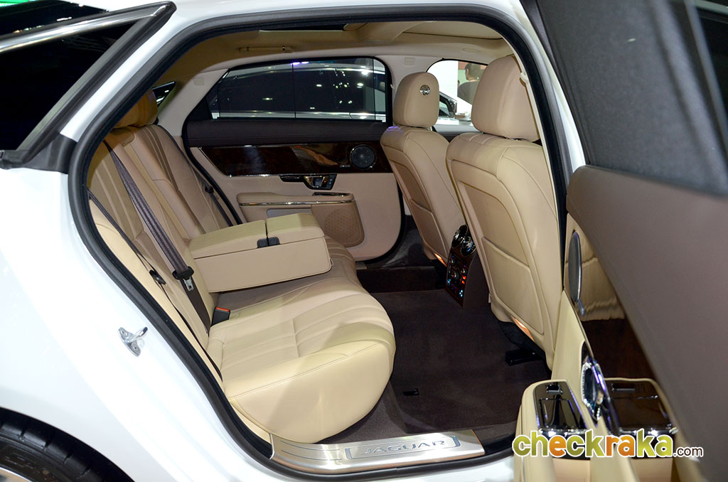 Jaguar XJ 2.0 Premium Luxury จากัวร์ เอ็กซ์เจ ปี 2013 : ภาพที่ 15
