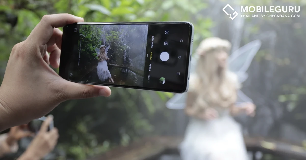 TECNO โชว์ล้ำ! เผยนวัตกรรมกล้องสมาร์ตโฟน SPARK 10 Series จัดเต็มขั้นเทพ เซลฟี่ 32MP Ultra Clear Glowing Selfie  และ กล้องหลัก 50MP Ultra Clear เอาใจคนรักการถ่ายภาพ