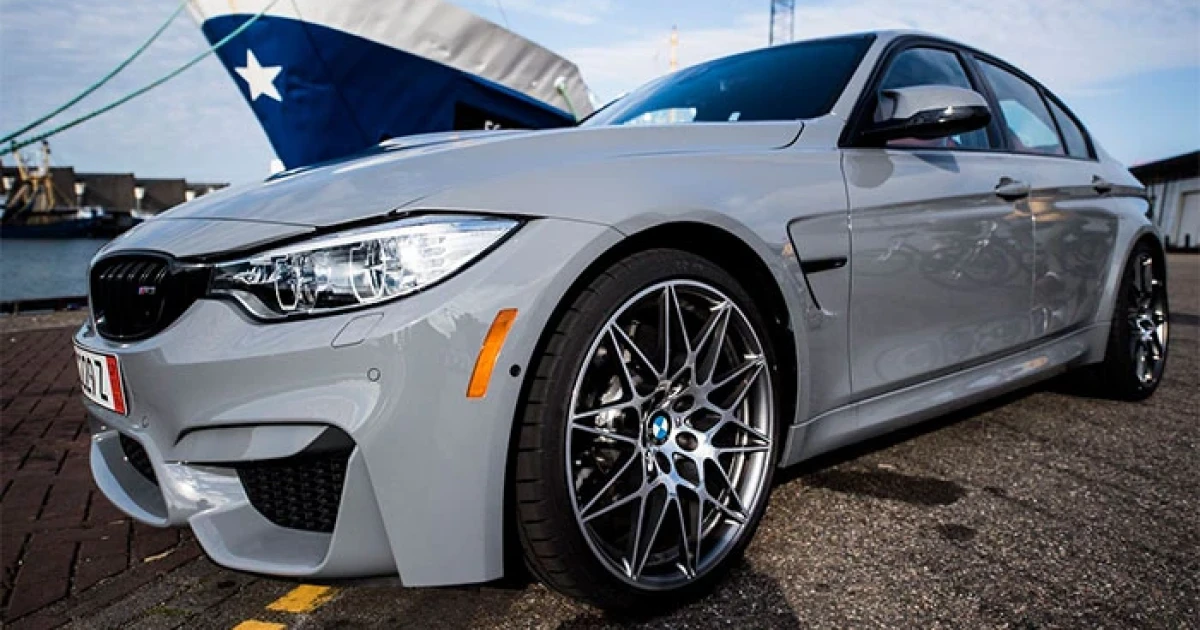 BMW M3 กับการเสริม Competition Package และสีพิเศษ