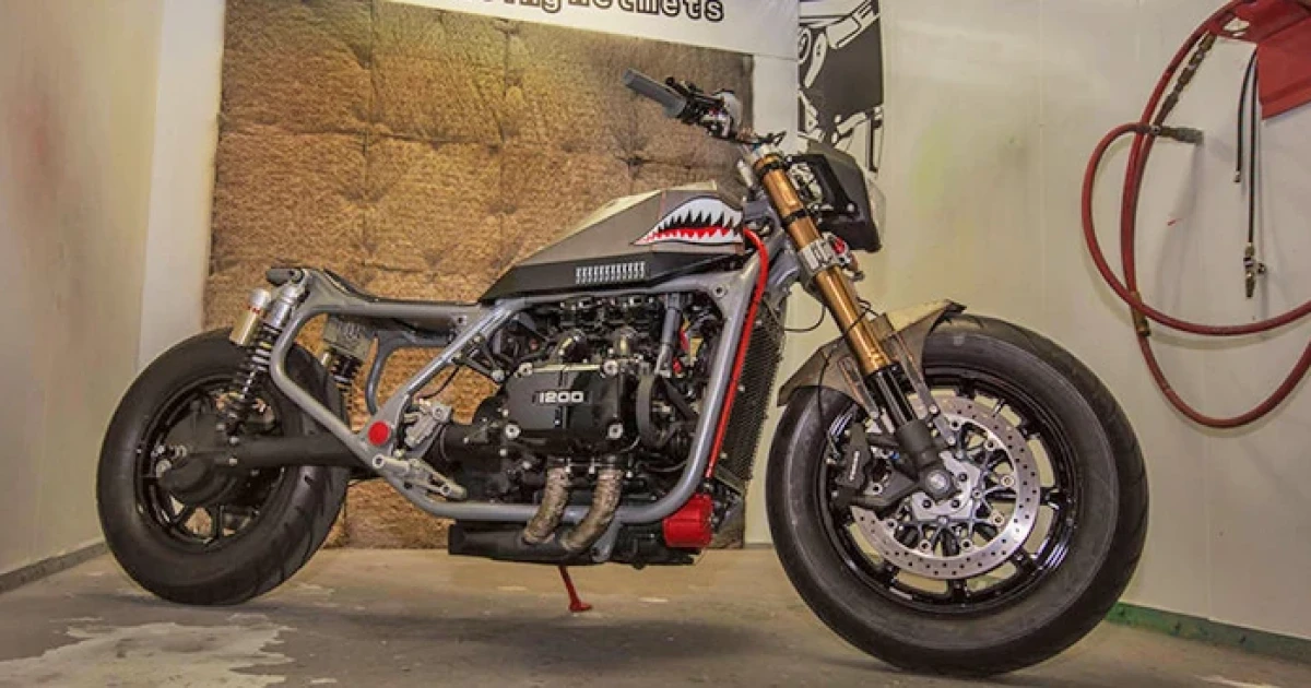 Honda Gold Wing Street Tracker เปลี่ยนความหรูให้ดุดัน
