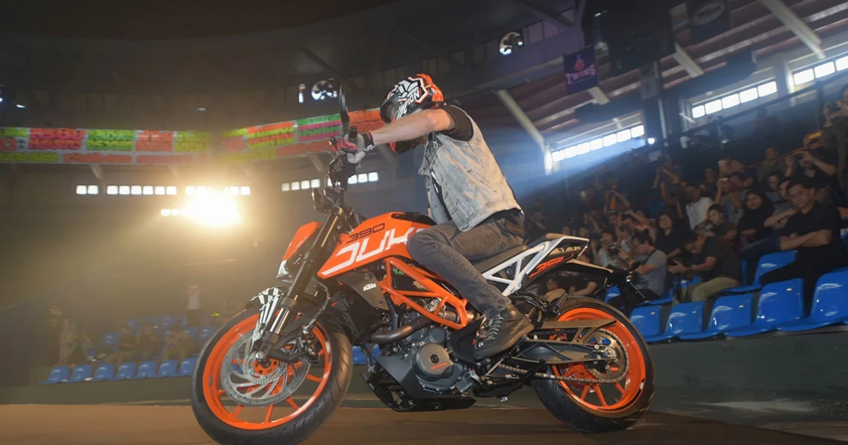 KTM Duke 390 ใหม่ มาไทยแล้วเปิดราคาพิเศษที่ 199,000 บาทก่อนสิ้นปี