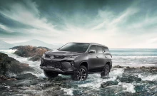 โตโยต้า Toyota Fortuner 2.4 Leader V 4WD AT ปี 2023