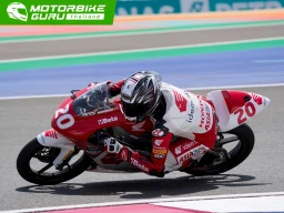 ดาวรุ่งไทยจาก Honda Racing Thailand เดินหน้าเก็บแต้มต่อเนื่อง โดย อุ้ม-นพรุธพงษ์ สร้างผลงานระดับเอเชีย ผ่านครึ่งฤดูกาลรั้งท็อปทรีใน Idemitsu Asia Talent Cup 2025
