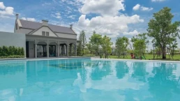 วรารมย์ วัชรพล-เพิ่มสิน (Vararom Watcharapol-Permsin) วรารมย์ วัชรพล-เพิ่มสิน (Vararom Watcharapol-Permsin)