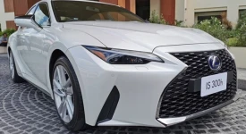 Lexus IS ทุกรุ่นย่อย