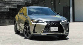 Lexus UX ทุกรุ่นย่อย