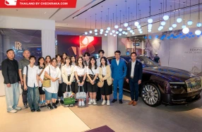 Rolls-Royce เปิดบูทีคโชว์รูมต้อนรับนักศึกษา คณะมัณฑนศิลป์ ม.ศิลปากร ได้สัมผัสประสบการณ์ความสุนทรีย์ และแก่นแท้ของยนตรกรรมระดับอัลตราลักชัวรี่