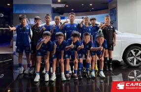 BYD เปิดประสบการณ์การเรียนรู้ นวัตกรรมในยานยนต์พลังงานใหม่ให้ทีมฟุตบอลเยาวชนจีน เยี่ยมศูนย์ BYD Experience Store