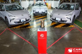 MG สร้างประวัติศาสตร์เป็นแบรนด์รถยนต์แรกในไทยที่ได้รับรางวัลรถยนต์ยอดเยี่ยมแห่งปีต่อเนื่อง 3 ปีซ้อน โดยล่าสุด NEW MG S5 EV ได้รับรางวัล THAILAND EV OF THE YEAR 2025
